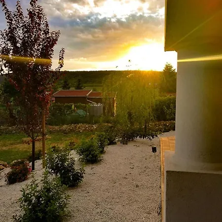 Vadkert Vendeghaz * Dörgicse