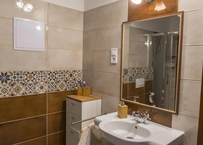 Vadkert Vendeghaz * Dörgicse